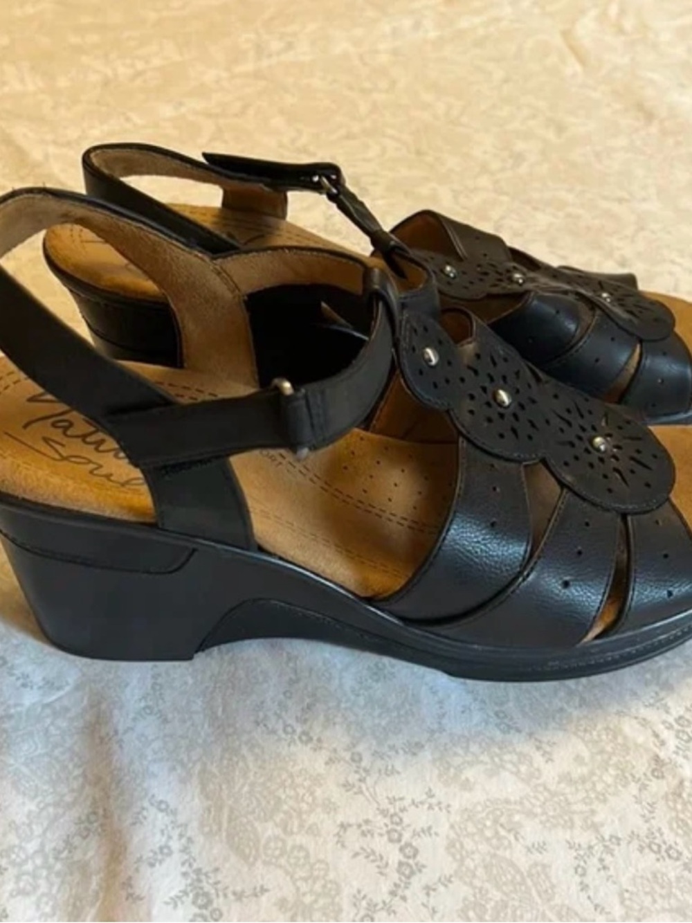 Natural Soul Black Floral Cutout Slingback Wedge Sandals
